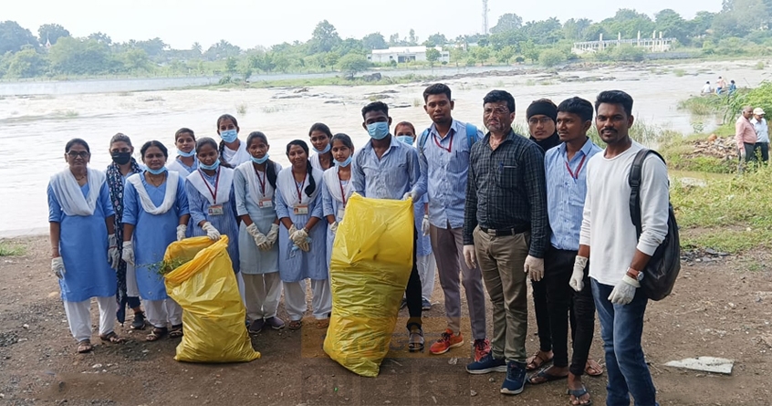 indraprasth-new-arts-commerce-science-college-swachh-bharat-campaign - Abhijeet Bharat