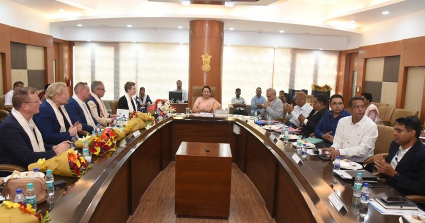 environmental-initiatives-maharashtra-legislative-council-finland-committee - Abhijeet Bharat