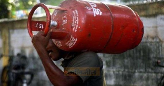 सणांपूर्वी केंद्राची सर्वसामान्यांना भेट! घरगुती LPG सिलेंडरमध्ये २०० रुपयांची कपात
