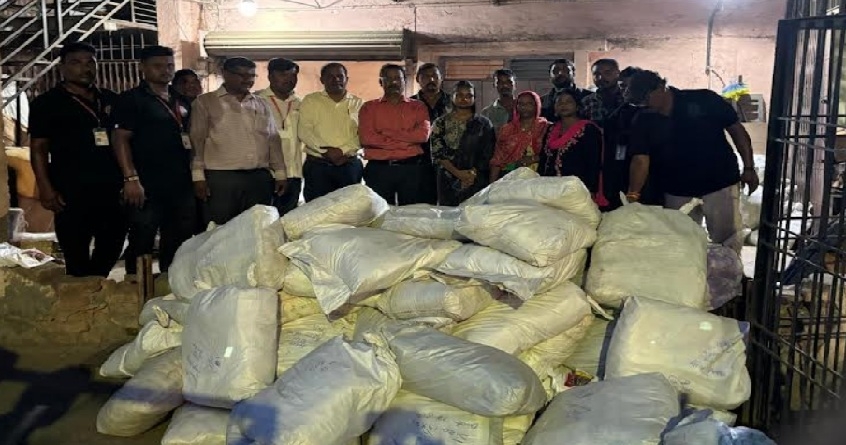 Chandrapur mahanagarpalika seized plastic