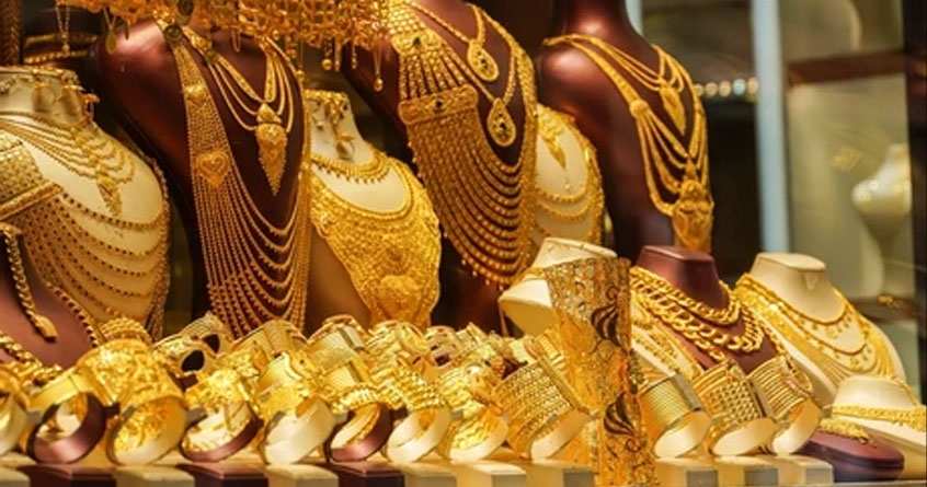 Gold prices fall after Diwali