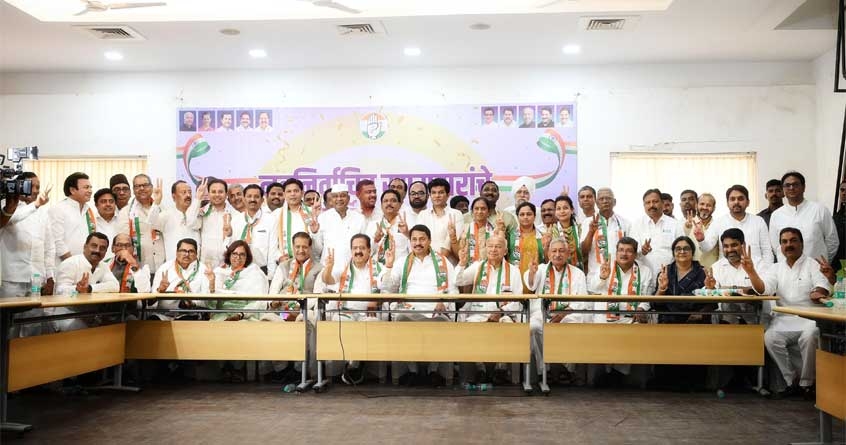 Meeting of newly elected MPs in presence of senior Congress leaders