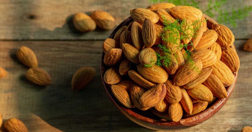 Dry fruits are an excellent source of vitamin b12 for vegetarians