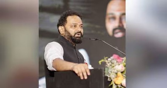 नगर परिषद आणि नगर पंचायत निवडणुकांसाठी नागपूर प्रशासन सज्ज; जिल्हाधिकारी इटनकर यांची माहिती