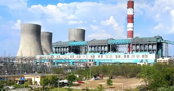 कोराडी पावर प्लांटमध्ये देखभालीच्या दरम्यान गॅस गळती; १७ कर्मचारी प्रकृती बिघडली