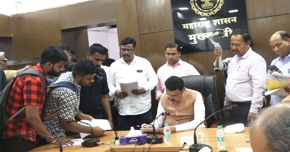 मुख्यमंत्री जनता दरबारात नागरिकांचा उदंड प्रतिसाद; 5000 हून अधिक नागरिकांची उपस्थिती