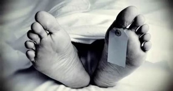 मायो रुग्णालयाजवळील टॉयलेटमध्ये गळफास घेतलेल्या इसमाचा मृतदेह आढळला; तपास सुरू