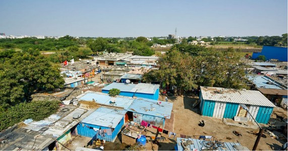नागपूरच्या ४२६ झोपडपट्टीधारकांना मिळाले घर आणि मालकी हक्क; लक्ष्मीनगरचे 'श्रमिक नगर'मध्ये रूपांतर