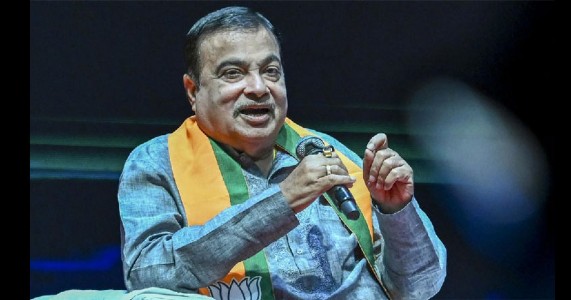 केंद्रीय मंत्री गडकरी यांना यंदाचा लोकमान्य टिळक राष्ट्रीय पुरस्कार; १ ऑगस्टला पुण्यात होणार गौरव