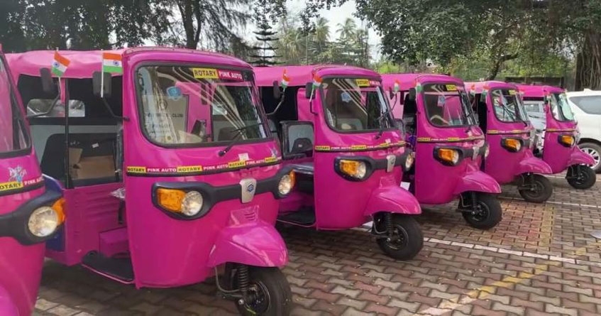 Pink e rickshaws