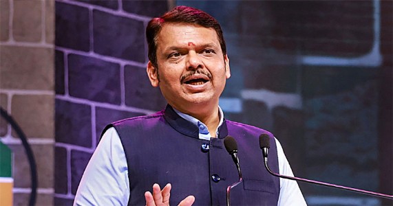 मराठ्यांचे हक्क मराठ्यांना, ओबीसींच्या हक्कांना बाधा येणार नाही;फडणवीसांचं ठाम आश्वासन