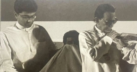 बाळासाहेबांची १०० वी जयंती; राज ठाकरेंची भावनिक पोस्ट, मराठी माणसाला दिला 'हा' शब्द!