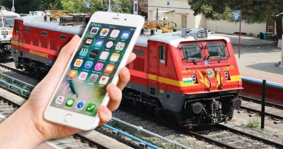 WhatsApp वर स्क्रीनशॉटवरील रेल्वे ई-तिकीट ग्राह्य नाही; प्रवाशांना मूळ मोबाईल ठेवणे अनिवार्य