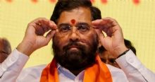 एकनाथ शिंदेंना मोठा धक्का; निवडणूक संपताच 'या' नेत्याचा तडकाफडकी राजीनामा, ठाण्याच्या राजकारणात खळबळ!