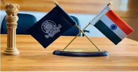 महाराष्ट्रात IAS अधिकाऱ्यांच्या बदली–नियुक्तीसाठी ‘सिव्हिल सर्व्हिस बोर्ड’ स्थापन; पारदर्शकतेकडे मोठे पाऊल