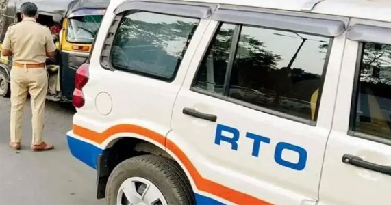 नागपुरातील आरटीओ अधिकाऱ्यावर गणवेशाशिवाय ड्युटी करत बेकायदेशीर वसुलीचा दावा?