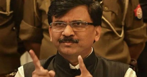 शौचालय घोटाळा आरोप प्रकरणात संजय राऊत निर्दोष; सत्र न्यायालयाचा महत्त्वपूर्ण निर्णय