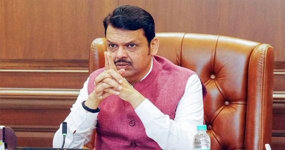 महाराष्ट्रावर कर्जाचा डोंगर वाढतोय; तिजोरीवर ताण, अर्थसंकल्पात मोठ्या कपातीचे संकेत