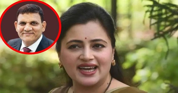 परतवाडा प्रकरणावरून वाद चिघळला; प्यारे खान यांची नवनीत राणा यांना पक्षातून काढण्याची मागणी