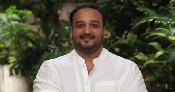 राष्ट्रवादी काँग्रेसकडून विधान परिषदेचा उमेदवार जाहीर; झिशान सिद्दीकींना संधी