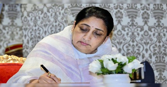 बारामतीत राजकीय ‘गेमचेंजर’? सुनेत्रा पवारांच्या विजयाची वाट सुकर होणार?