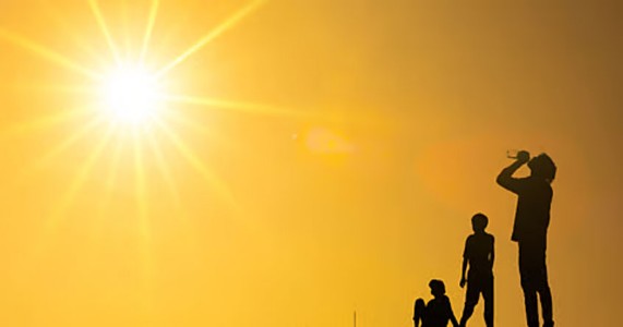 विदर्भात सूर्याचा कहर; नागपूरसह संपूर्ण विभागात ‘हीट वेव्ह’चा इशारा