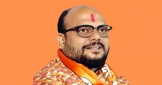 जळगावच्या राजकारणात नव्या चर्चांना उधाण; गुलाबराव पाटील भाजपच्या वाटेवर?