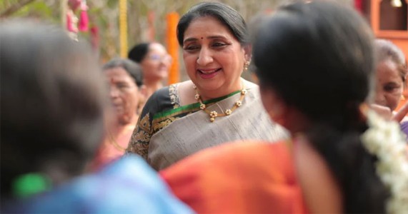 बारामती पोटनिवडणुकीत सुनेत्रा पवार आघाडीवर; मतमोजणीच्या सुरुवातीपासूनच स्पष्ट वर्चस्व