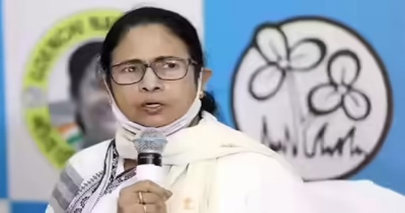 ममता बॅनर्जींच्या अडचणीत वाढ; कोलकात्यात गुन्हा दाखल, भडकाऊ वक्तव्याचा आरोप