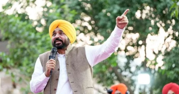 पंजाबच्या राजकारणात नवा वाद; मुख्यमंत्री भगवंत मान अडचणीत, विरोधकांची राजीनाम्याची मागणी