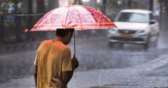 महाराष्ट्रात मॉन्सूनचे आगमन लांबले; शेतकऱ्यांची चिंता वाढली, पावसासाठी आणखी प्रतीक्षा