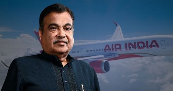 नागपूर–मुंबई विमानसेवा पूर्ववत करण्यासाठी गडकरींचा पाठपुरावा; एअर इंडियाकडे पुनर्विचाराची मागणी