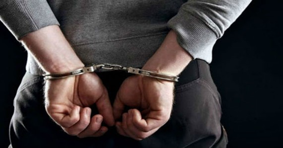नागपुरात प्रेयसीच्या महागड्या हौशींसाठी अल्पवयीनाने फोडले घर; दोन जण पोलिसांच्या ताब्यात