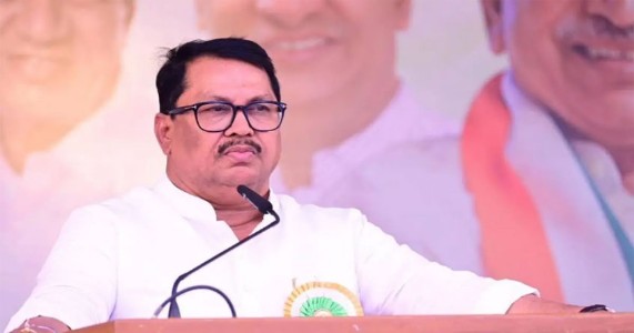 काँग्रेसशीच माझी नाळ, पक्षांतराच्या अफवा निराधार; विजय वडेट्टीवार यांचे स्पष्ट वक्तव्य