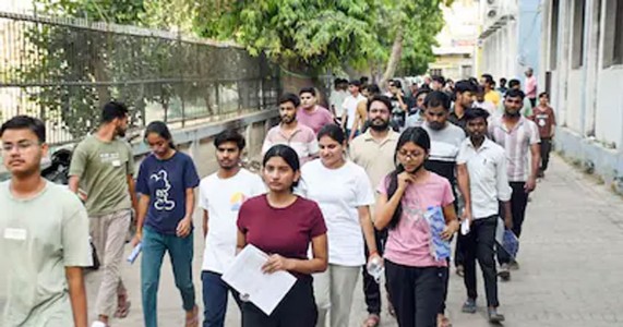 'नीट'नंतर आता 'टीईटी'चाही पेपरफुटीचा धक्का; ठाण्यात प्रश्नपत्रिका लीक, २८ जूनची परीक्षा रद्द