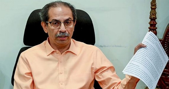 विधान परिषद निवडणुकीत ठाकरे गटाला धक्का; ३ नेत्यांची पक्षातून हकालपट्टी