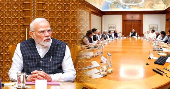 मोदी मंत्रिमंडळात मोठे फेरबदल? चार केंद्रीय मंत्र्यांच्या राजीनाम्याची चर्चा
