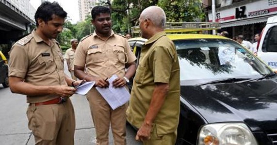 मराठी भाषेच्या नियमाची कडक अंमलबजावणी; 1,268 रिक्षा-टॅक्सी चालकांना नोटीस