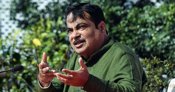 नितीन गडकरी राजकारण सोडणार?अखेर 'त्या' विधानावर गडकरींच्या कार्यालयाचा खुलासा
