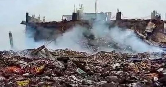उत्तर प्रदेशात फटाक्यांच्या कारखान्यात भीषण स्फोट; ८ कामगारांचा मृत्यू, अनेक जखमी