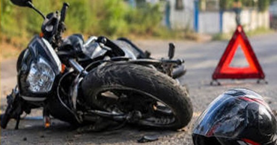 इंदौरा-दिघोरी फ्लायओव्हरवर काळाचा घाला; बुलेटच्या धडकेत 13 वर्षीय मुलाचा मृत्यू