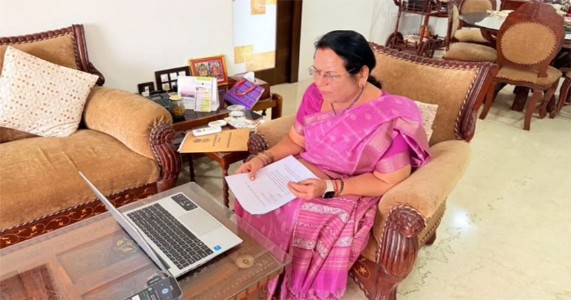 शिवसेना आमदार नीलम गोऱ्हे यांच्या पुण्यातील बंगल्यात चोरी; २१ वर्षीय तरुणाला अटक