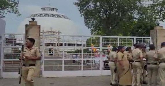 नागपुरात धम्मचक्र प्रवर्तन दिन-नवरात्रोत्सवासाठी पोलिसांचा ‘हाय अलर्ट’; लाखोंच्या गर्दीवर कडक नजर